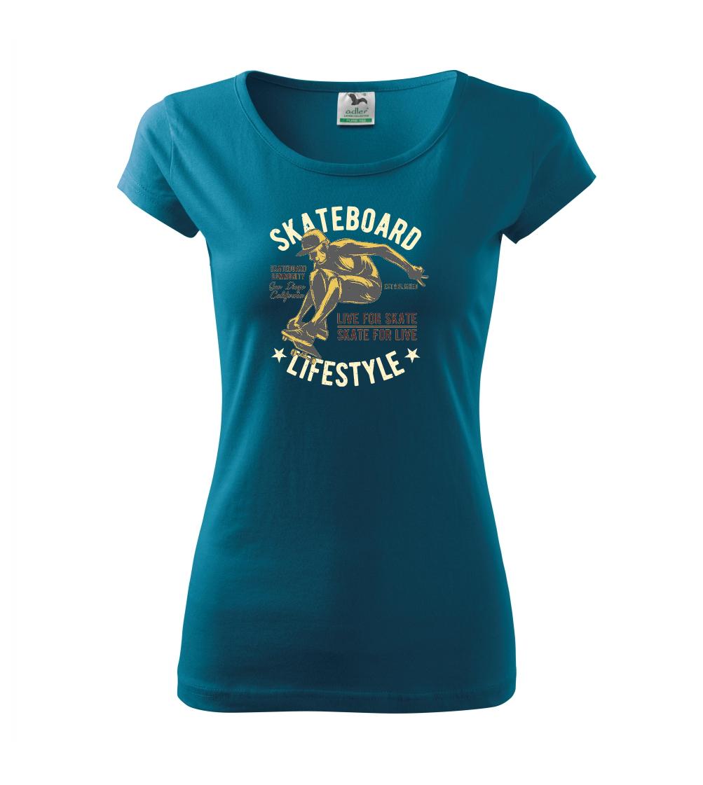 Skateboard lifestyle community