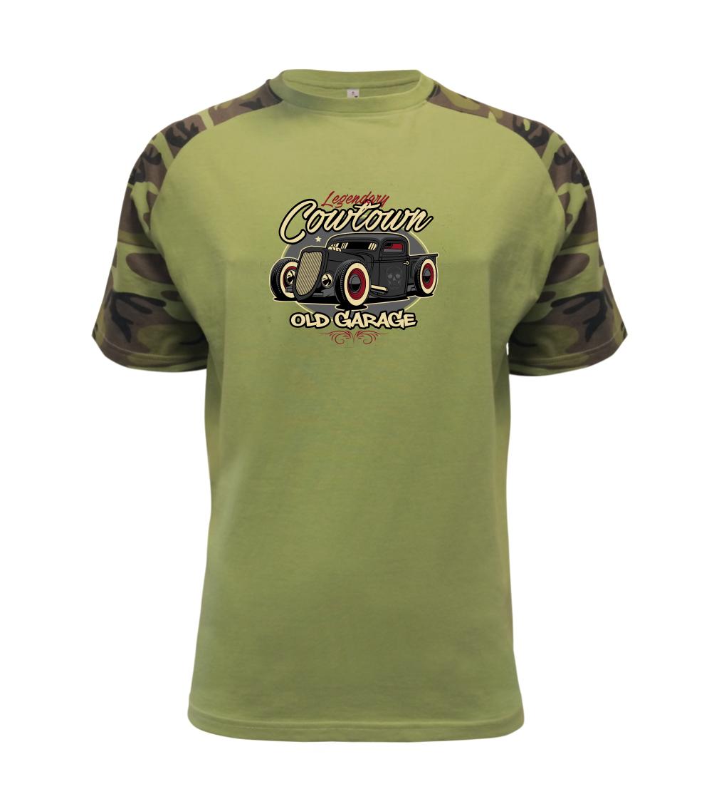 Legendary old car - Raglan Military