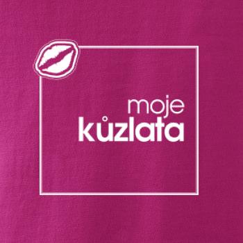 Moje kůzlata v ohradě