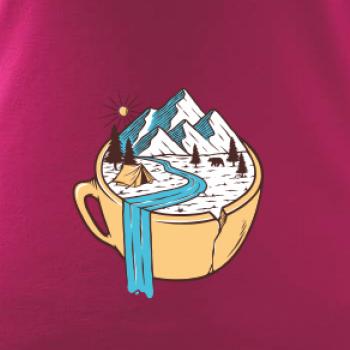 Hrnek plný výletování