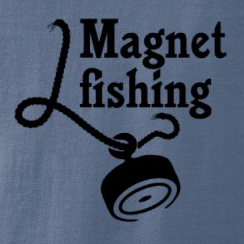 Magnet fishing