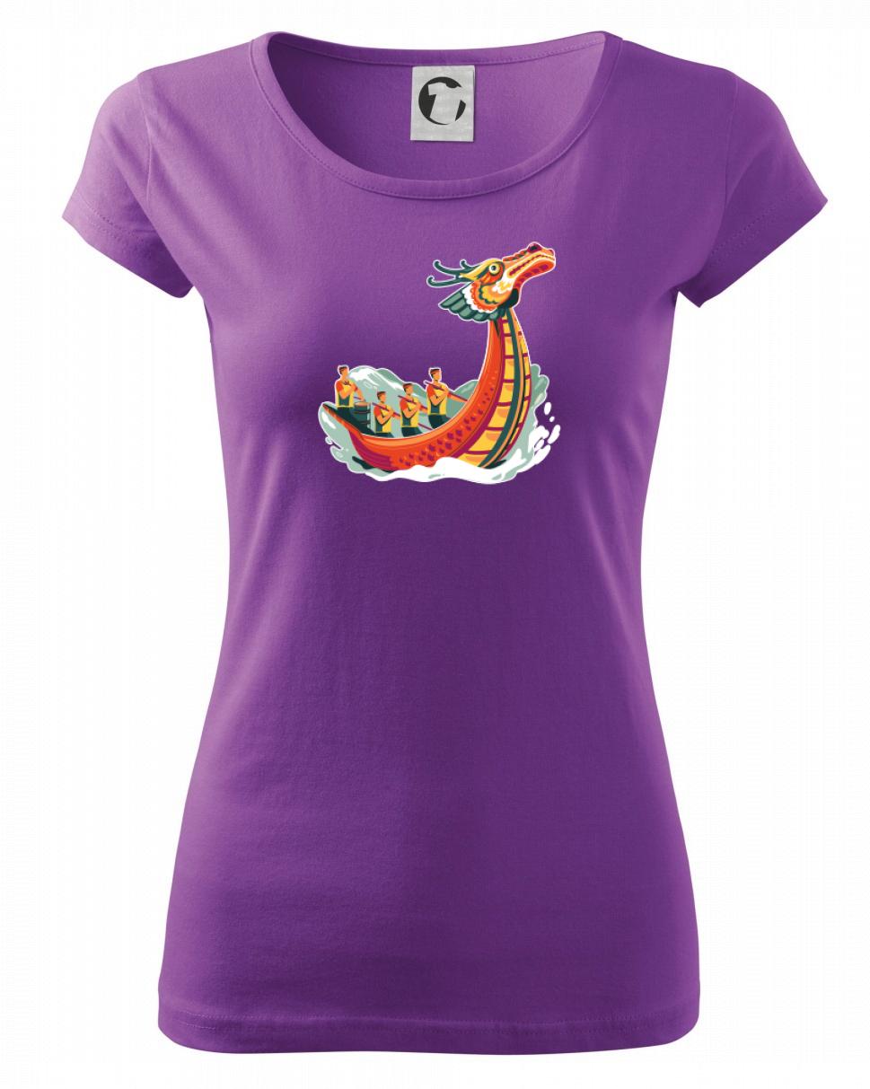 Dračí lodě při závodě