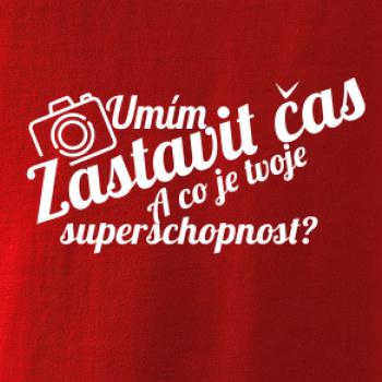 Zastavím čas - tvoje superschopnost? šikmý nápis Zastavím čas - tvoje superschopnost? šikmý nápis