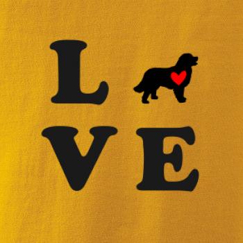 Bernský salašnický pes love