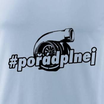 Pořád plnej