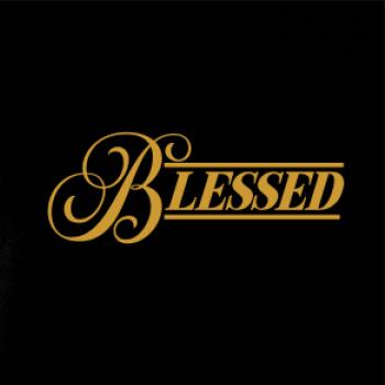 Blessed  zlatý nápis