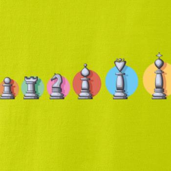 Šachy v řadě barevné