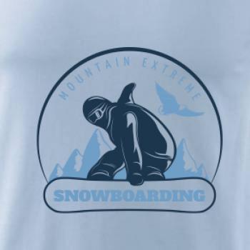 Mountain extreme snowboarding kulaté