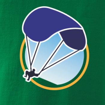 Paragliding modrý padák v kolečku