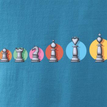 Šachy v řadě barevné