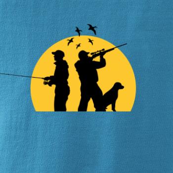 Lovec při západu slunce