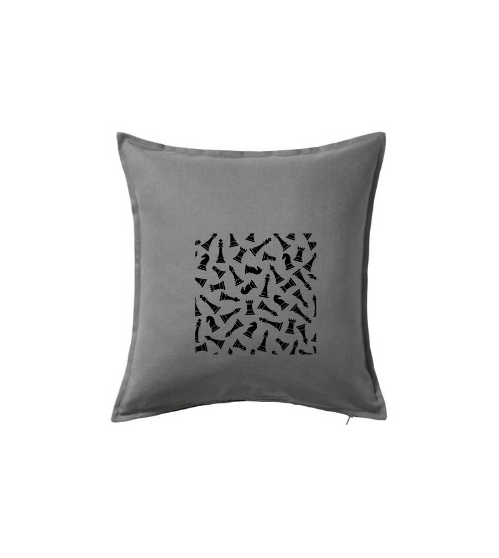 Šachové figurky ve čtverci