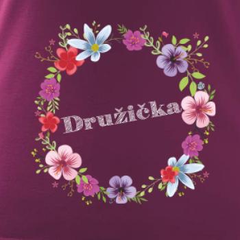 Družička s květy