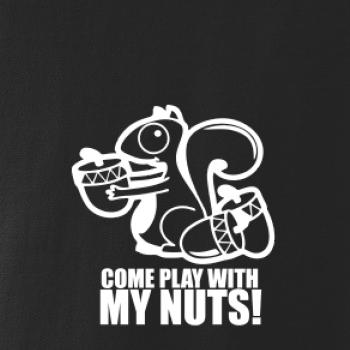 Veverka - Play with my nuts