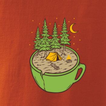 Hrnek plný stanování