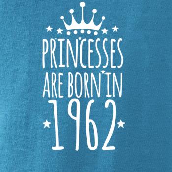 Princesses are born in 1962