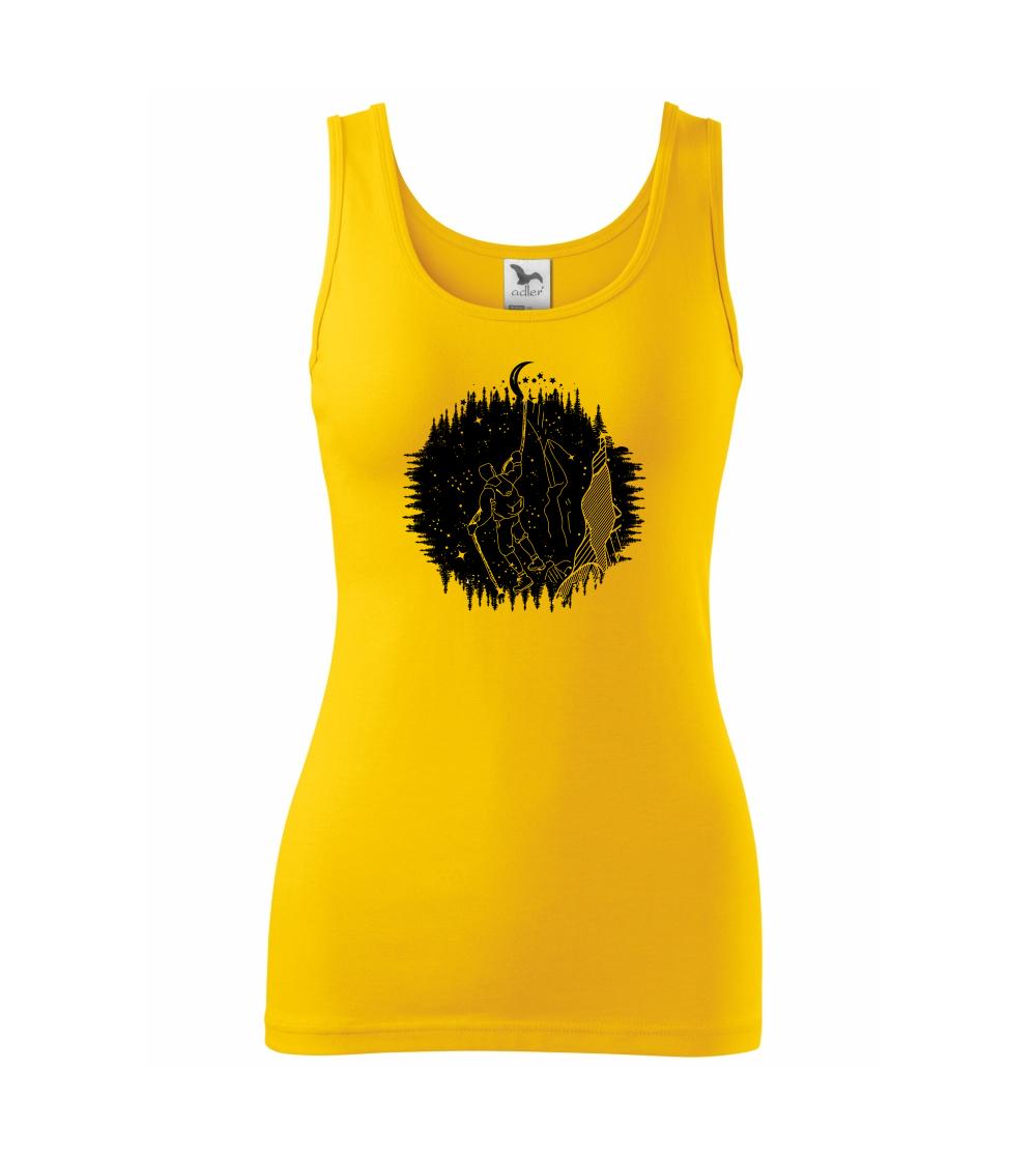 Turista v noční krajině