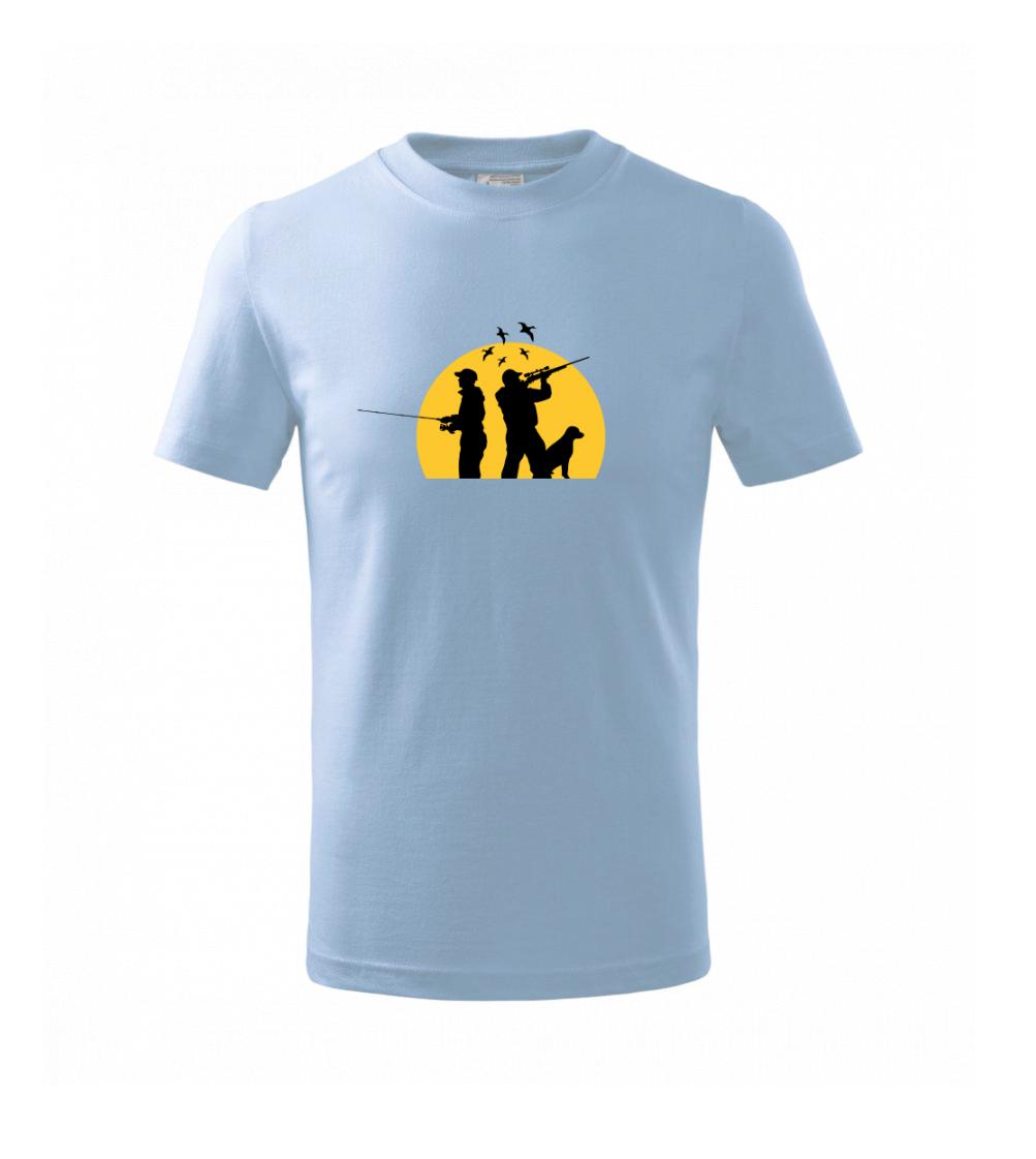 Lovec při západu slunce