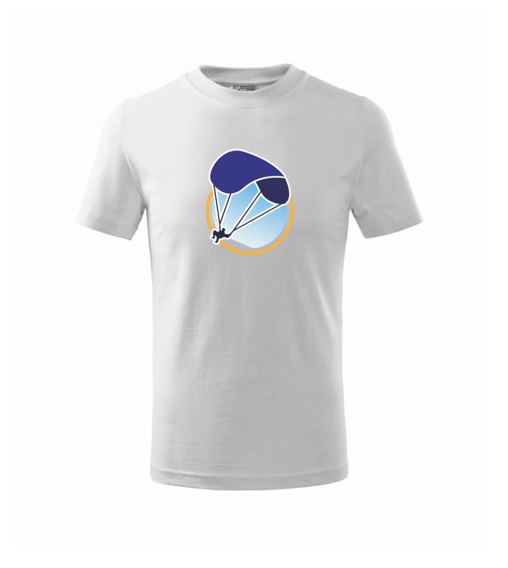 Paragliding modrý padák v kolečku