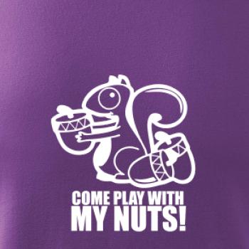 Veverka - Play with my nuts
