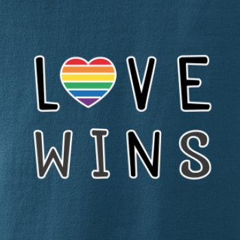 Love wins nápis
