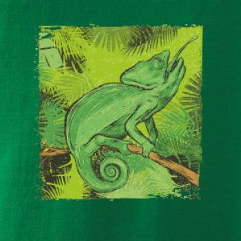 Chameleon na větvi