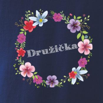 Družička s květy