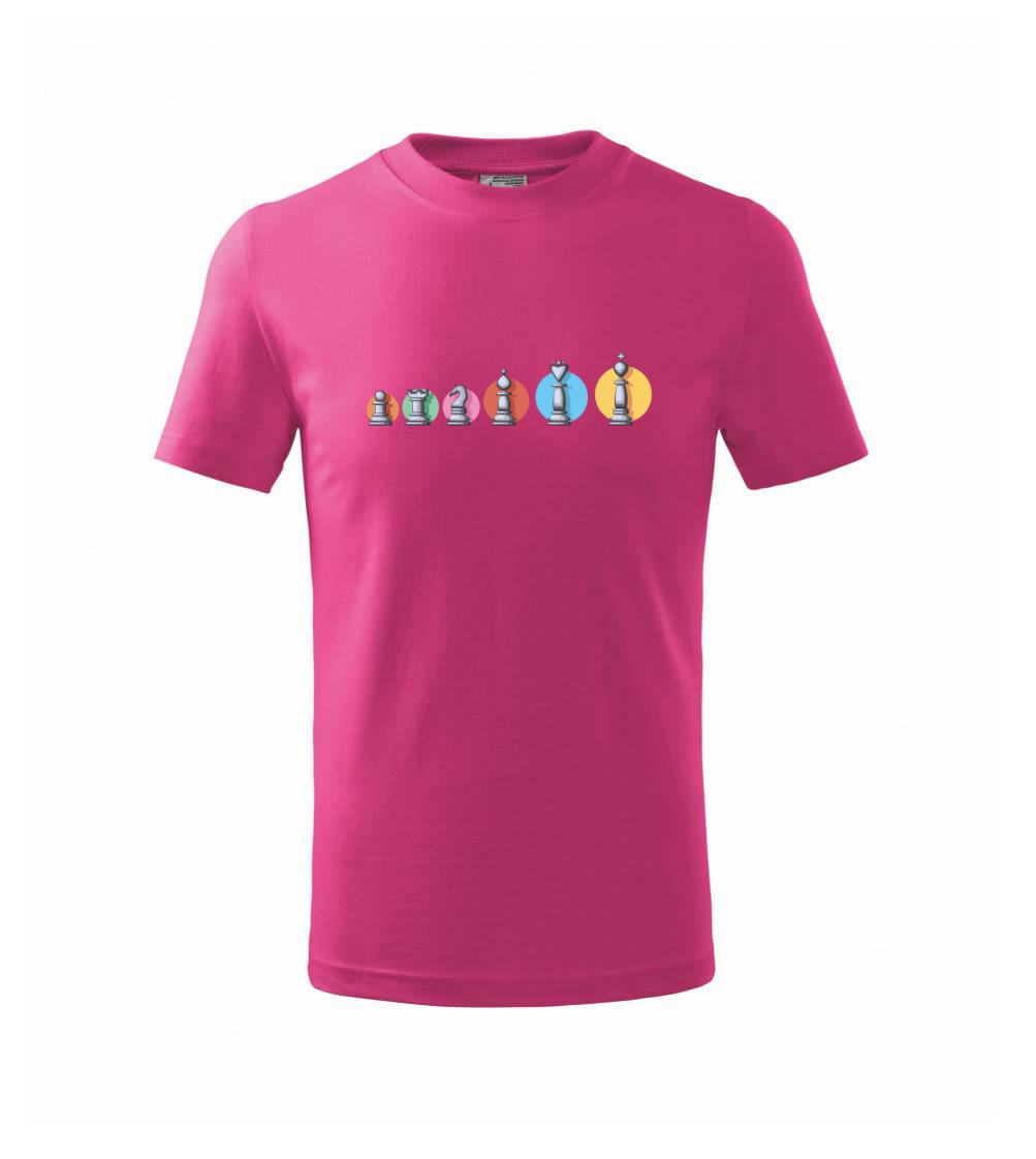 Šachy v řadě barevné