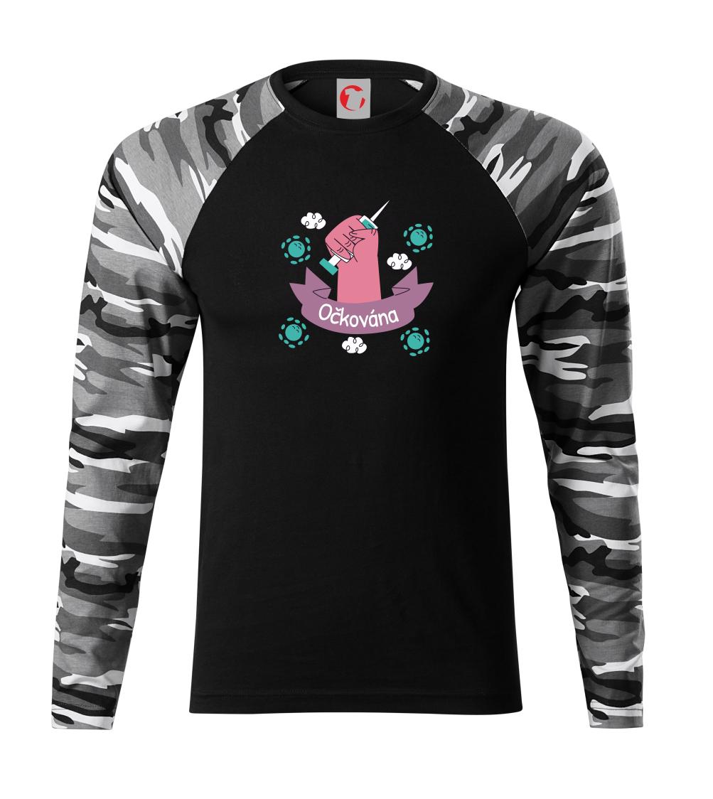 Očkována - ruka a stříkačka - Camouflage LS