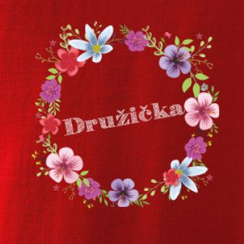 Družička s květy