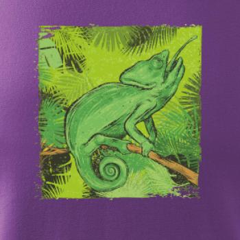 Chameleon na větvi