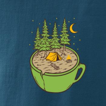 Hrnek plný stanování