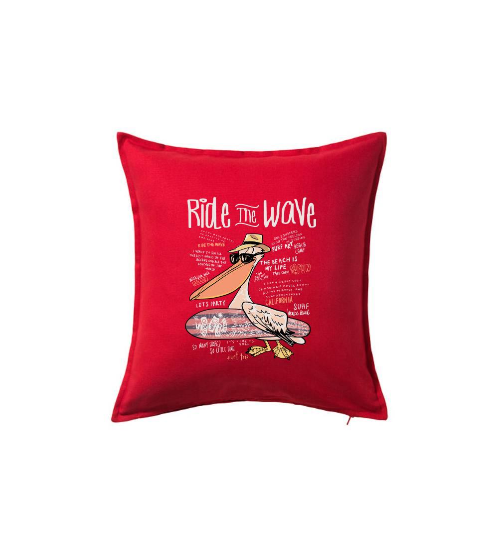 Ride the wave pelikán