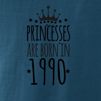 Princesses are born in 1990