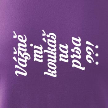 Vážně mi koukáš na prsa?