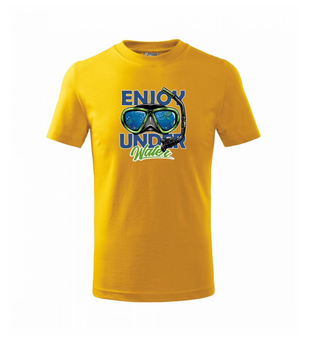 Enjoy Under Water