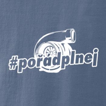 Pořád plnej