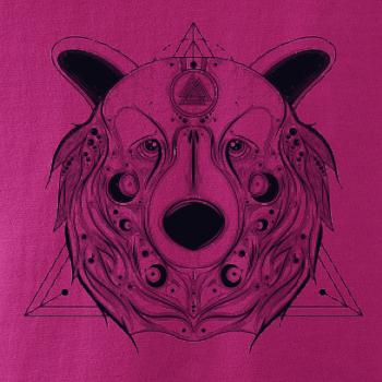 Medvěd v trojúhelníku