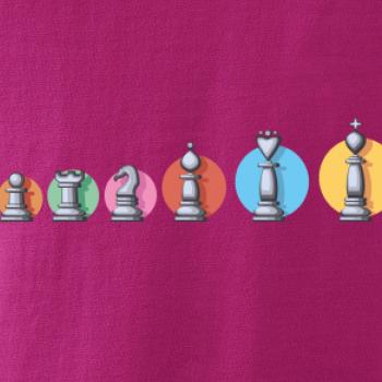 Šachy v řadě barevné