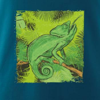 Chameleon na větvi