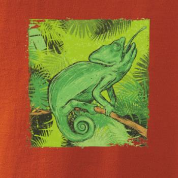 Chameleon na větvi