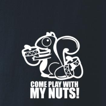 Veverka - Play with my nuts