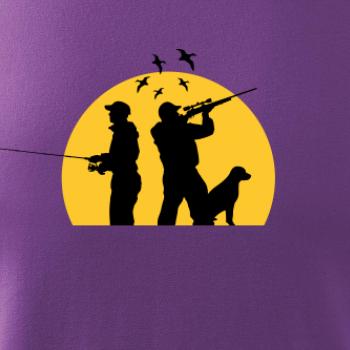 Lovec při západu slunce