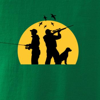 Lovec při západu slunce