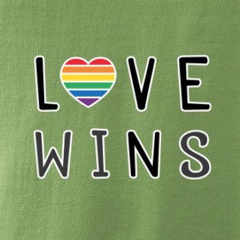 Love wins nápis