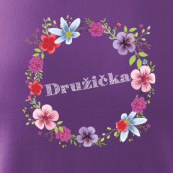 Družička s květy