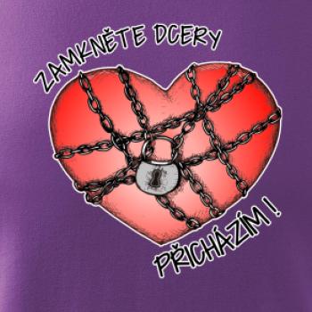 Zamkněte dcery, přicházím