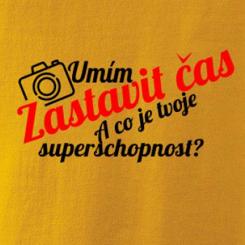Zastavím čas - tvoje superschopnost? šikmý nápis Zastavím čas - tvoje superschopnost? šikmý nápis