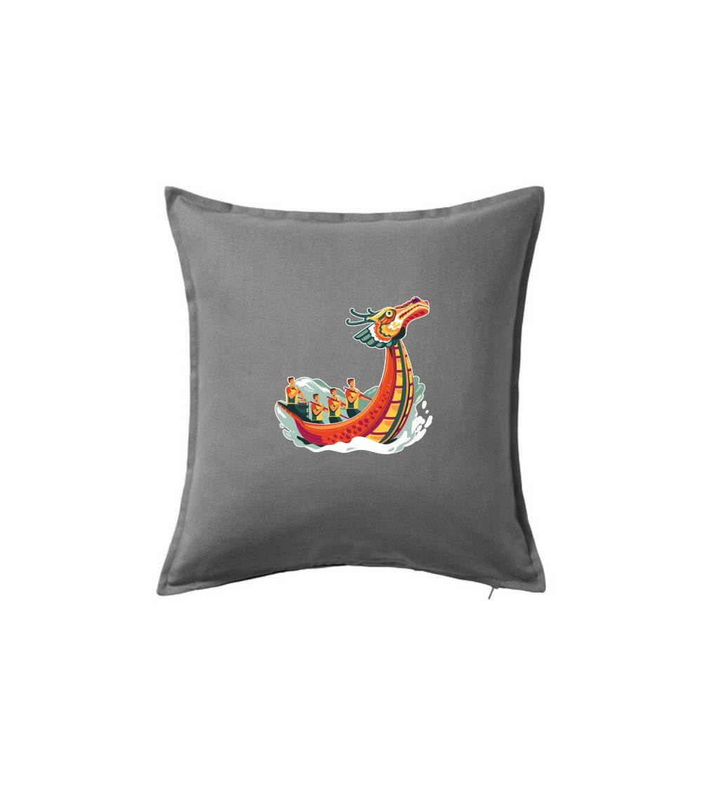 Dračí lodě při závodě