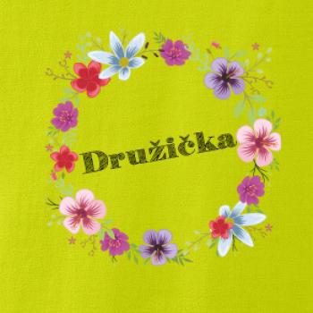 Družička s květy